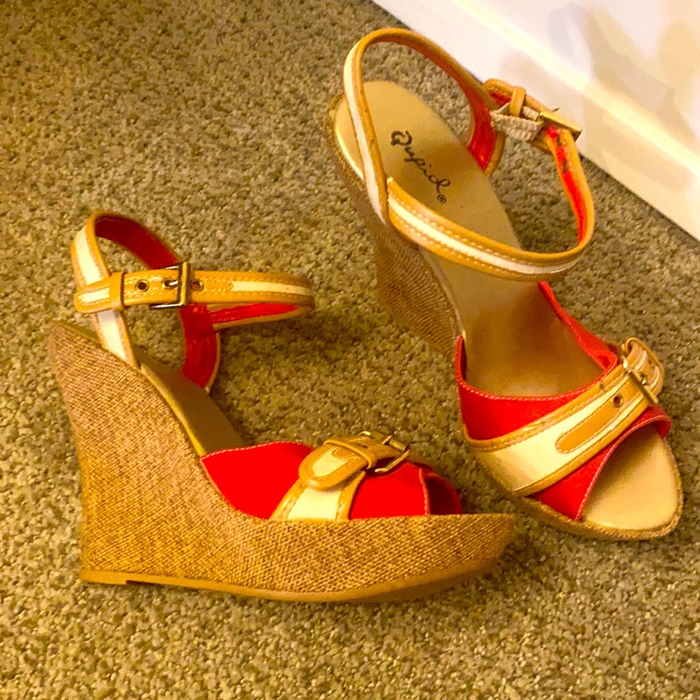 Wedge shoes no trades make offer.